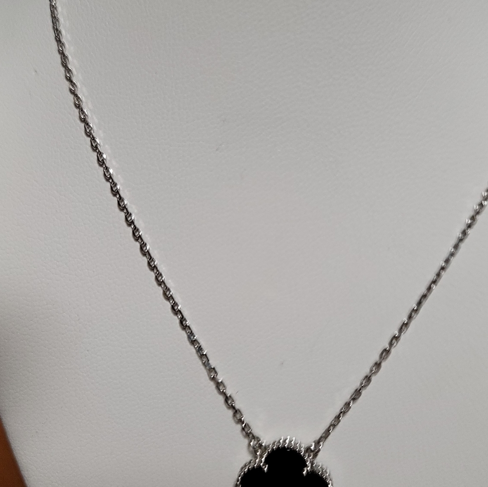 Necklaces - Picture 2 of 5